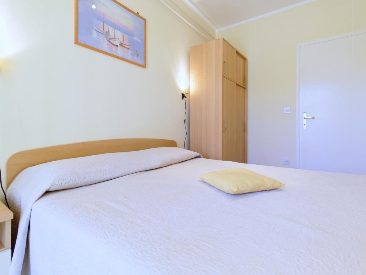 Apartments Marta By Rent Istria Novigrad Istria 外观 照片