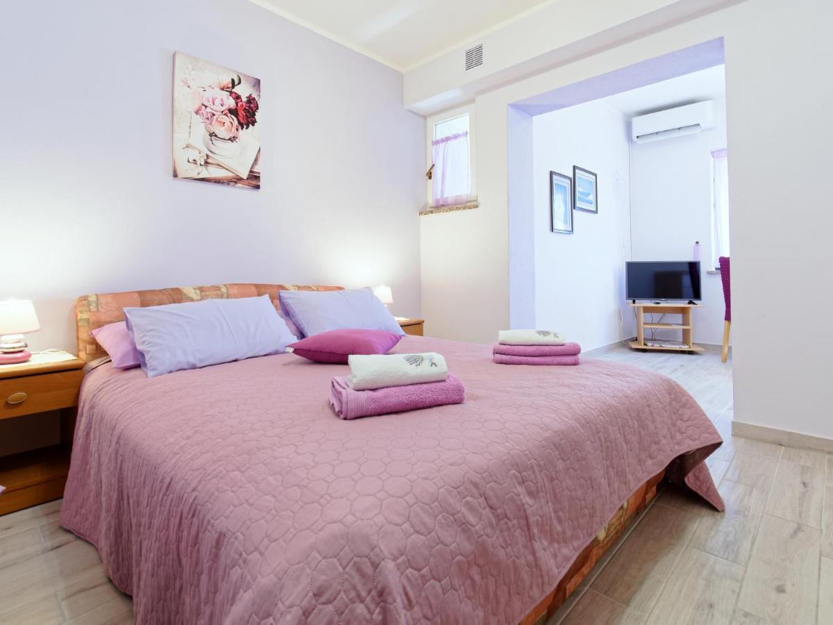Apartments Marta By Rent Istria Novigrad Istria 外观 照片