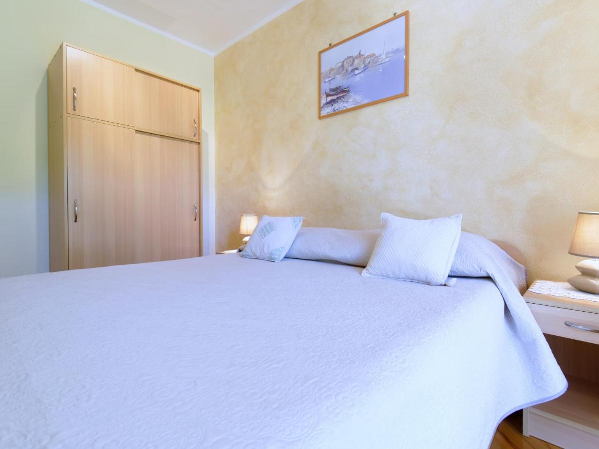 Apartments Marta By Rent Istria Novigrad Istria 外观 照片